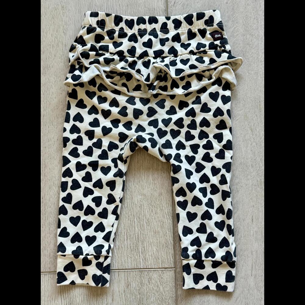 Tea Collection Baby Girl Leggings – Black Heart Print – 9–12M